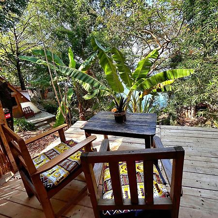 Butterfly Space- A Non-Profit Eco-Lodge Nkhata Bay Ngoại thất bức ảnh