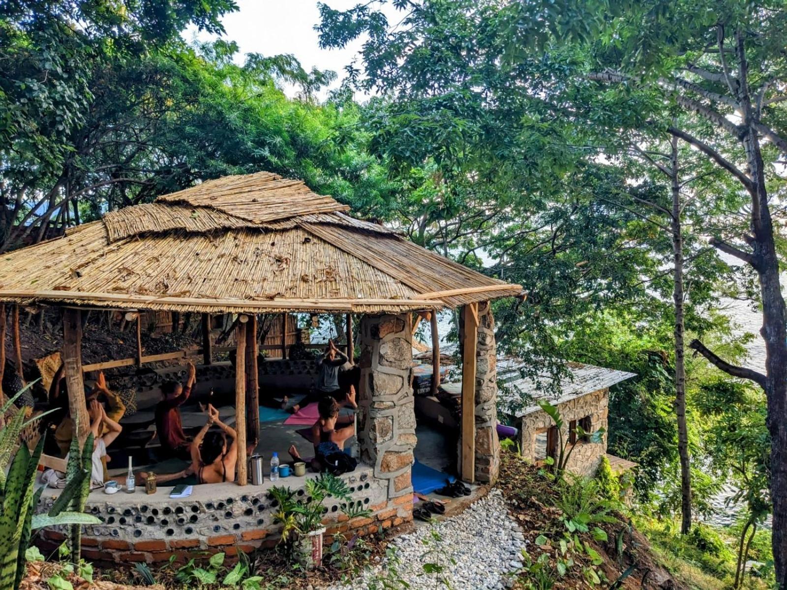 Butterfly Space- A Non-Profit Eco-Lodge Nkhata Bay Ngoại thất bức ảnh