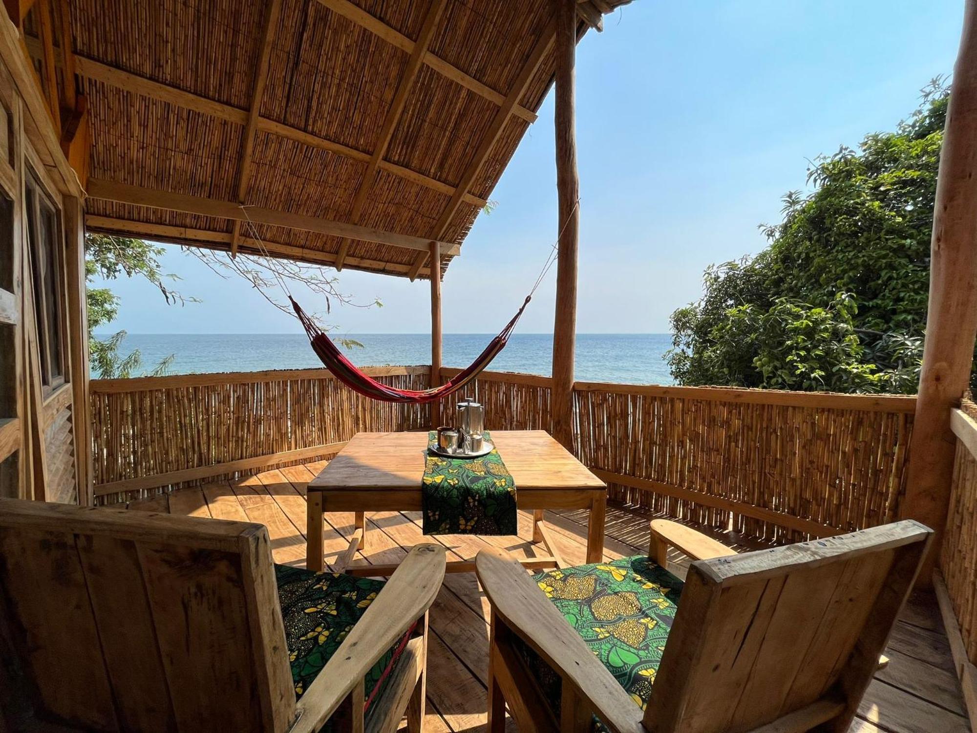 Butterfly Space- A Non-Profit Eco-Lodge Nkhata Bay Ngoại thất bức ảnh