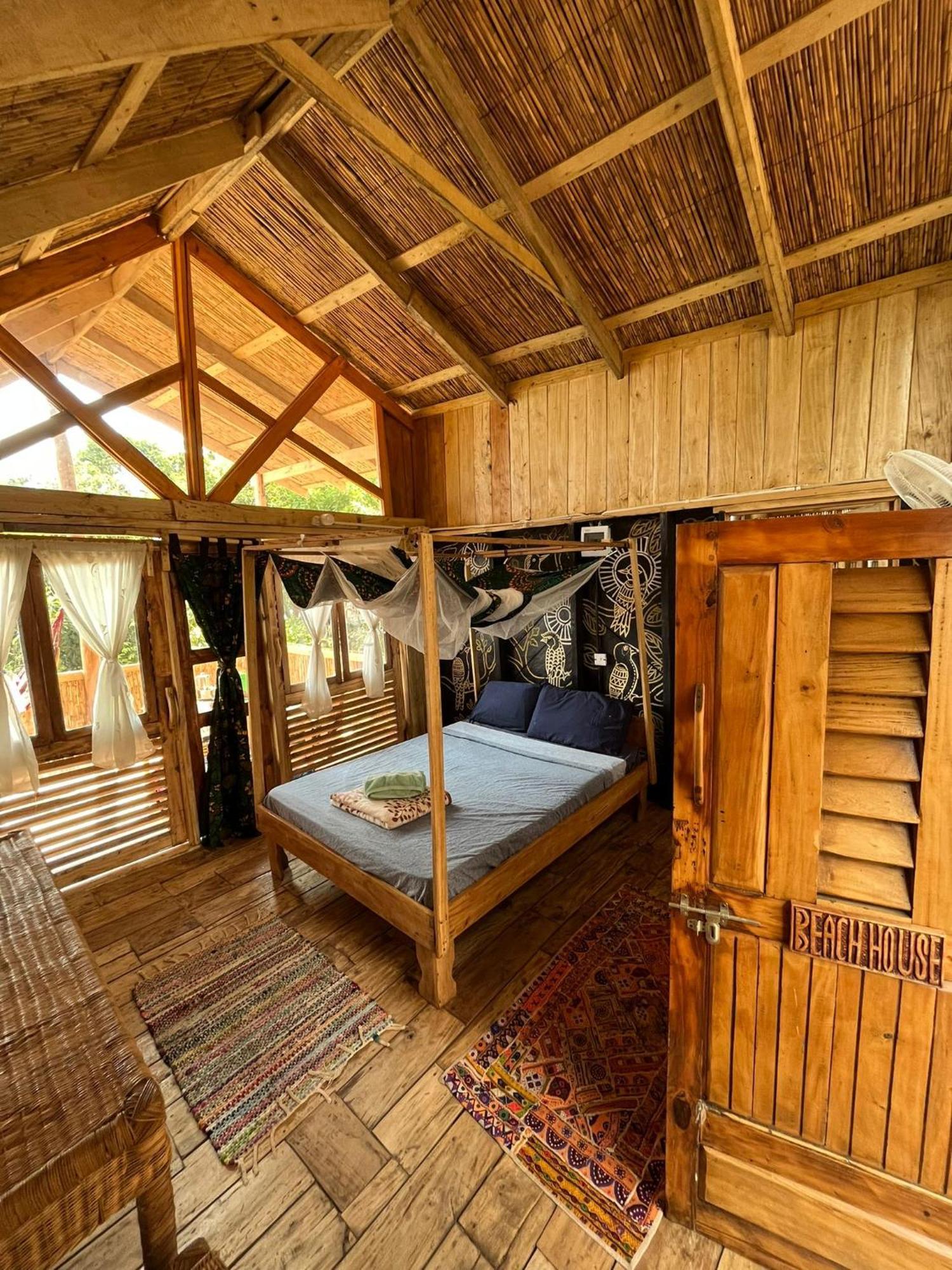 Butterfly Space- A Non-Profit Eco-Lodge Nkhata Bay Ngoại thất bức ảnh