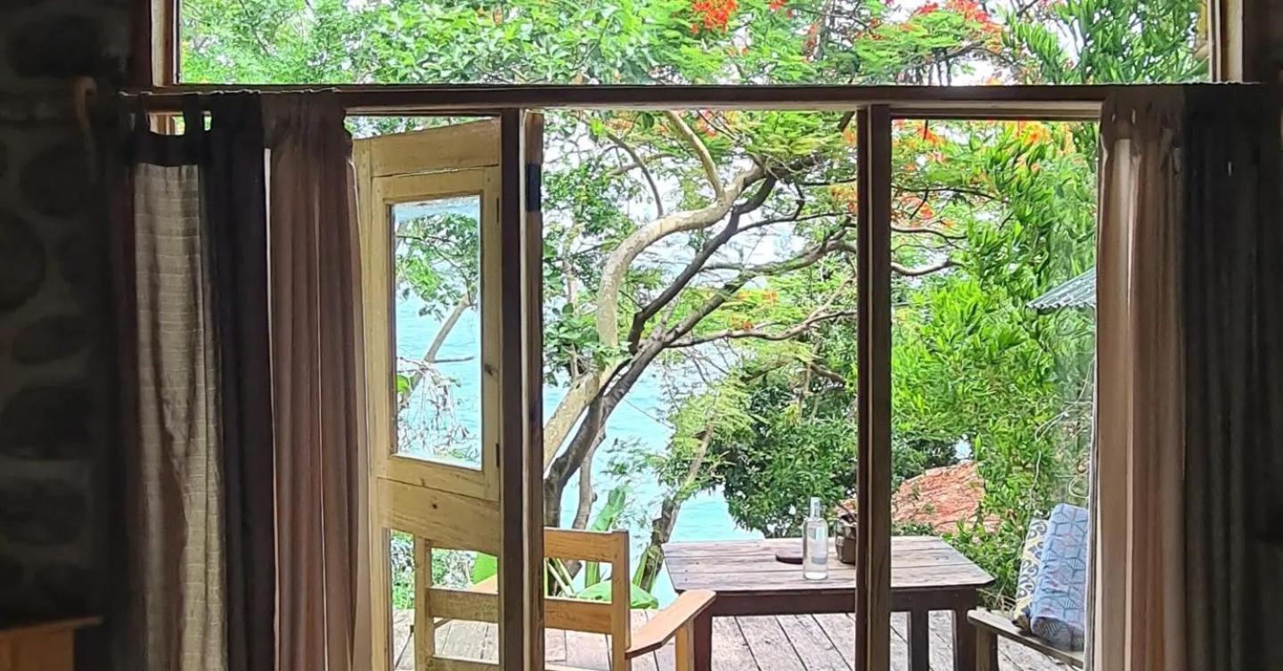 Butterfly Space- A Non-Profit Eco-Lodge Nkhata Bay Ngoại thất bức ảnh