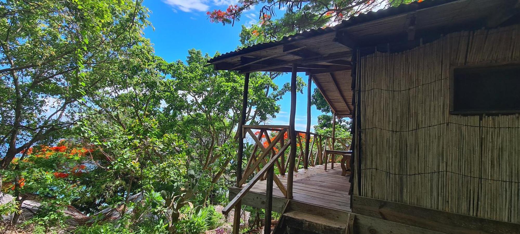 Butterfly Space- A Non-Profit Eco-Lodge Nkhata Bay Ngoại thất bức ảnh